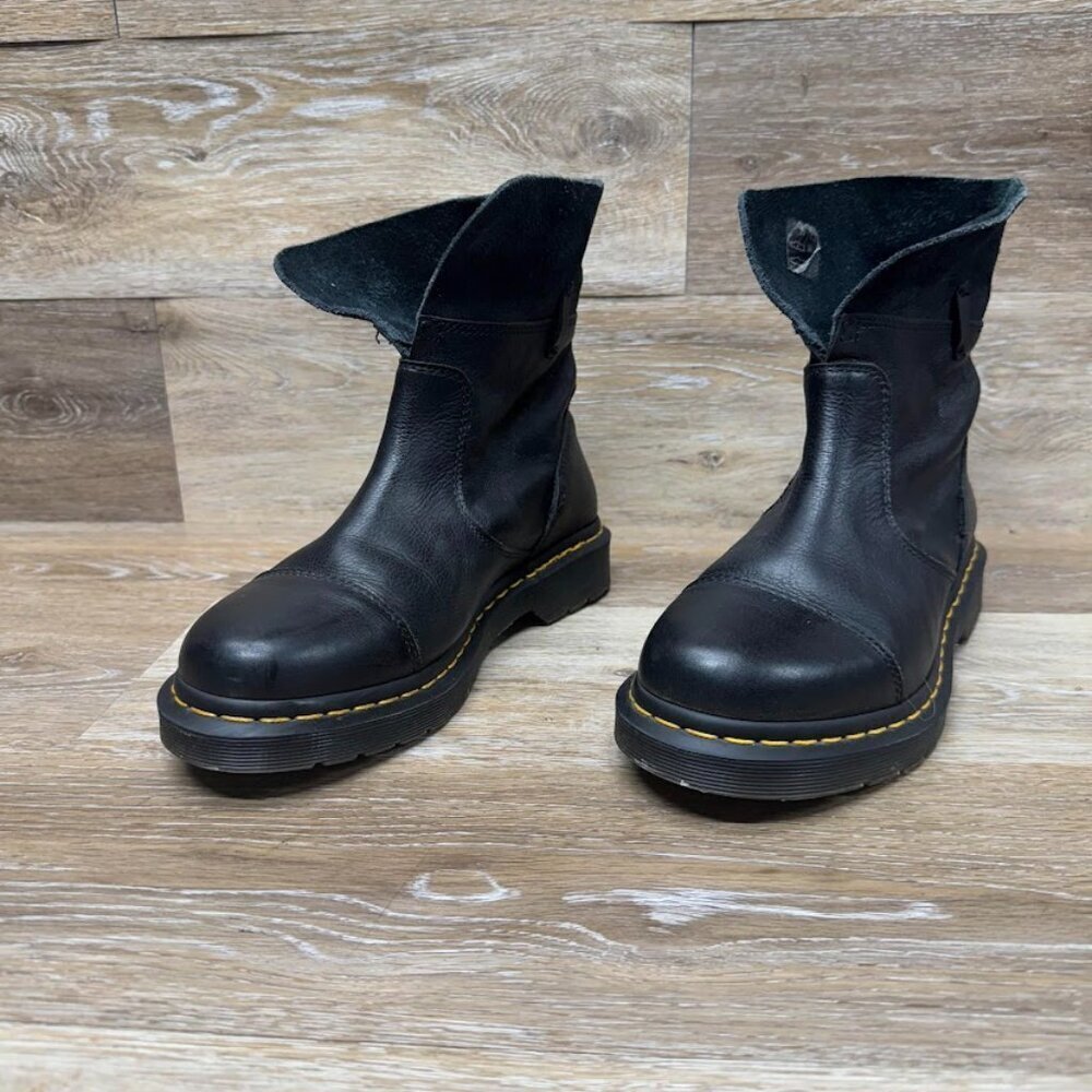 Dr. Martens Kristy Soft Black leather Slouch Boots Women's Size 9 missing strap